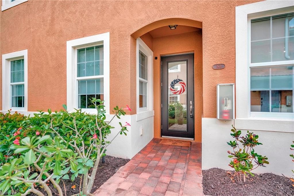 18273 Creekside Preserve LOOP # 101, FORT MYERS FL 33908-3