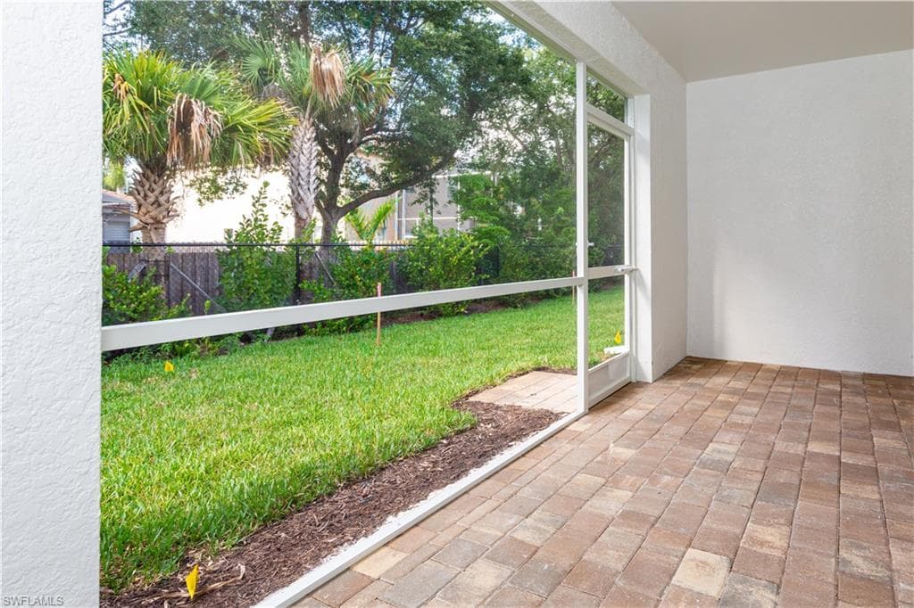 15307 Wildflower CIR, NAPLES FL 34119-20