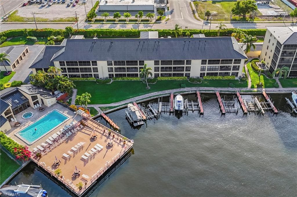 4719 SE 17th PL # 103, CAPE CORAL FL 33904-36