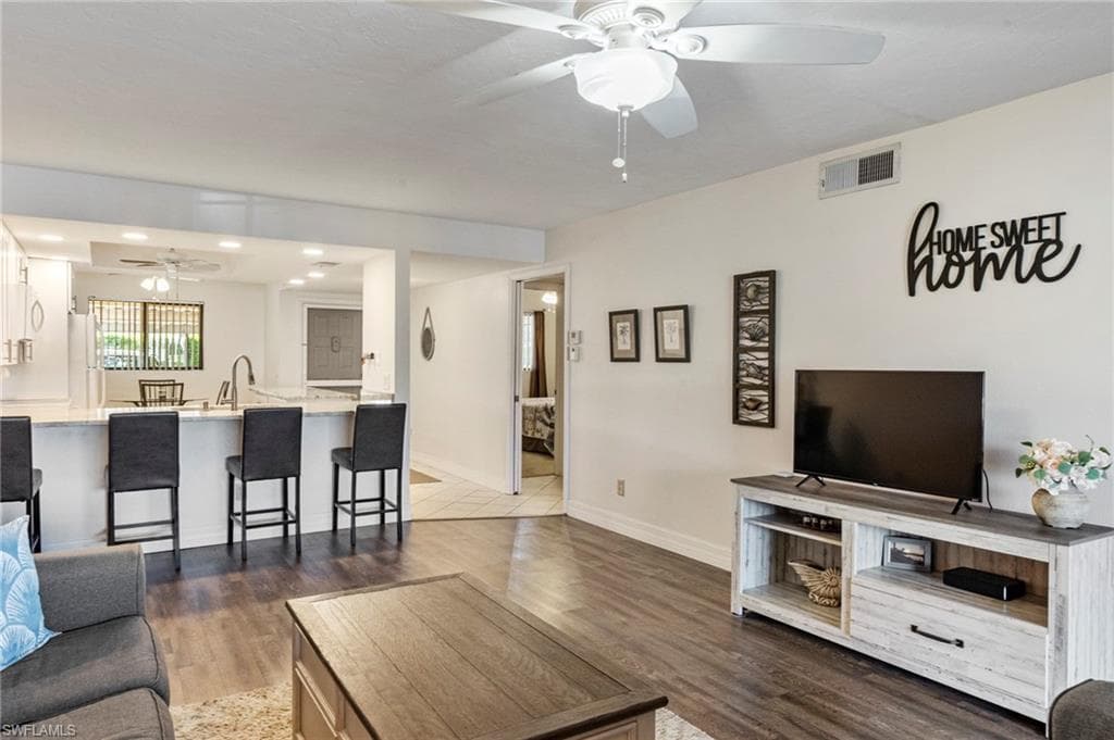 4719 SE 17th PL # 103, CAPE CORAL FL 33904-14