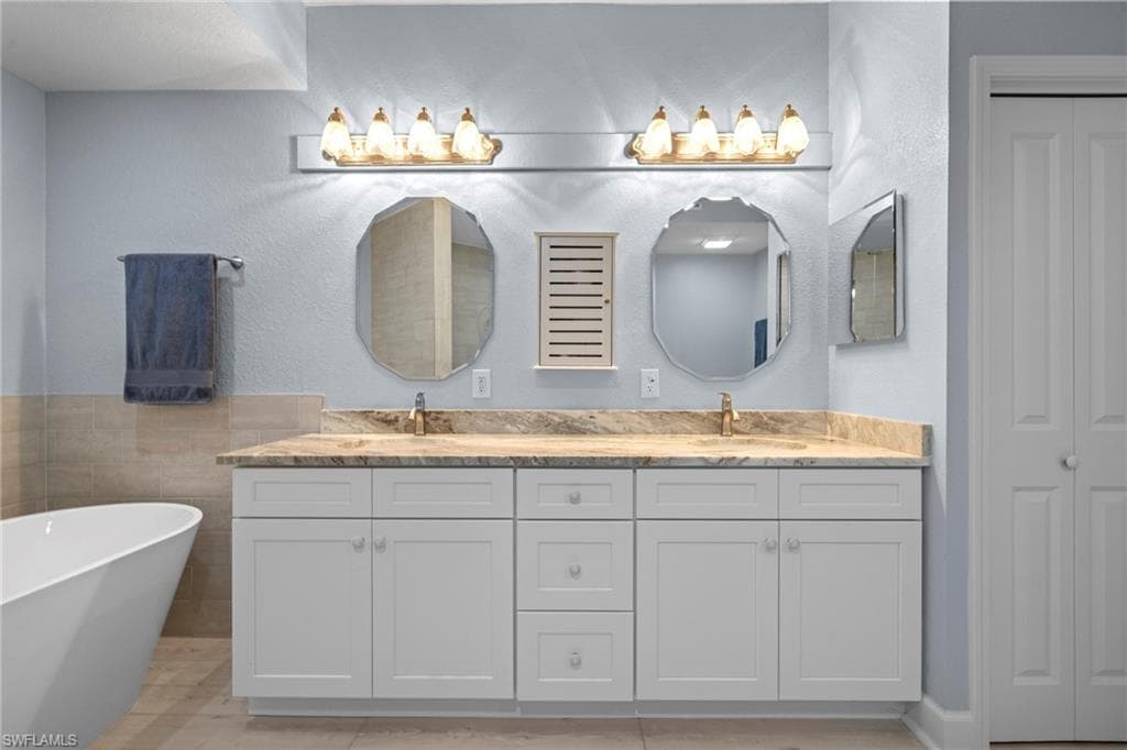 19081 Ridgepoint DR # 102, ESTERO FL 33928-15