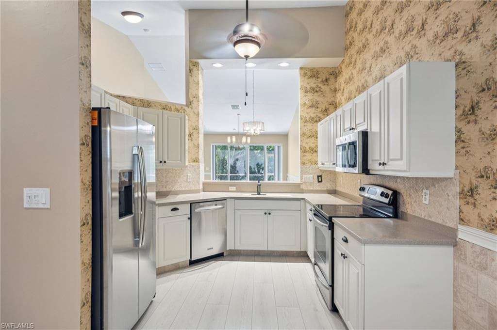 8088 Sanctuary DR # 1, NAPLES FL 34104-6