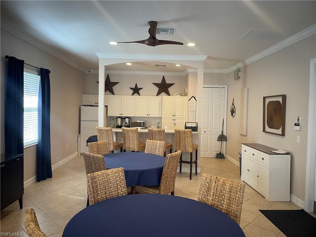 8088 Sanctuary DR # 1, NAPLES FL 34104-39