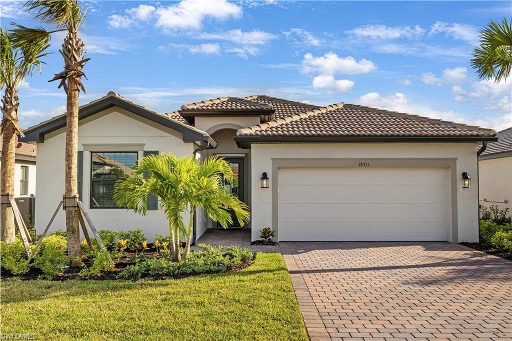 18311 Ridgeline DR, ESTERO FL 33928-1