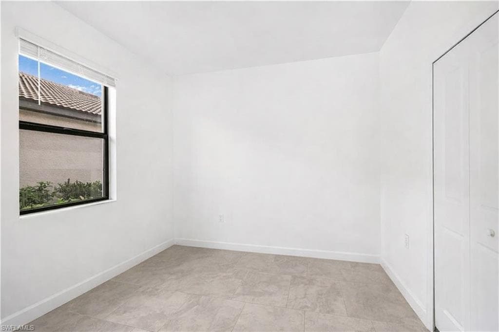 18311 Ridgeline DR, ESTERO FL 33928-12