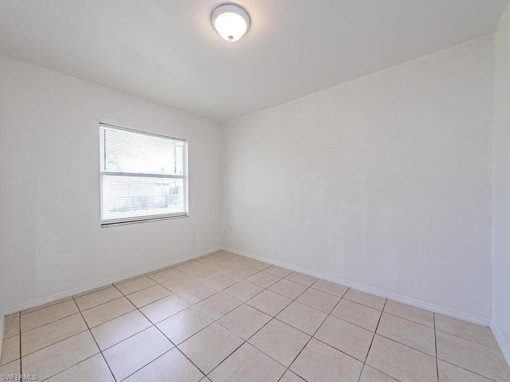 11596 Pawley AVE, BONITA SPRINGS FL 34135-9