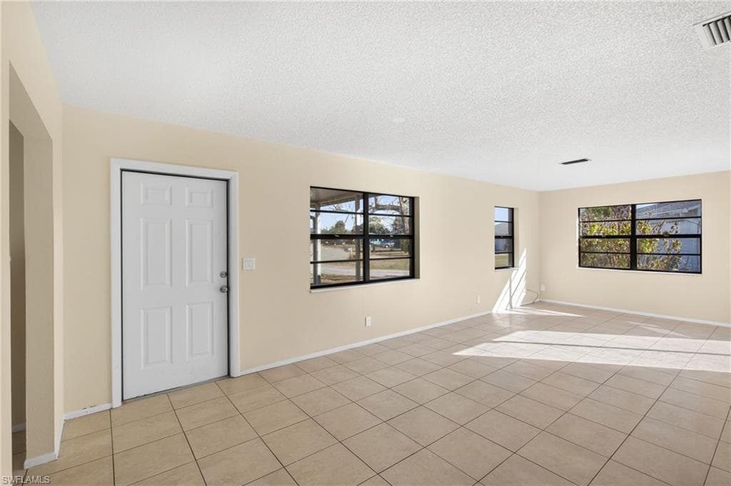 106 Stetson ST, LEHIGH ACRES FL 33936-16