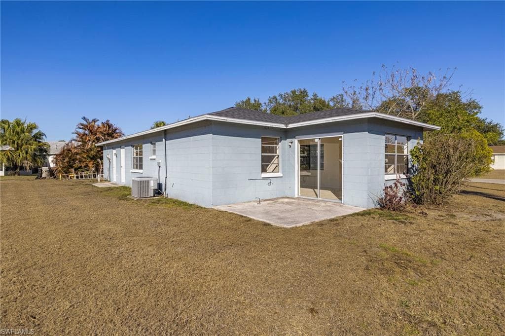 106 Stetson ST, LEHIGH ACRES FL 33936-4