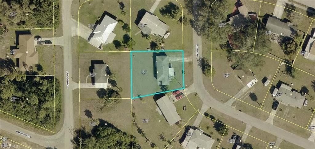106 Stetson ST, LEHIGH ACRES FL 33936-8