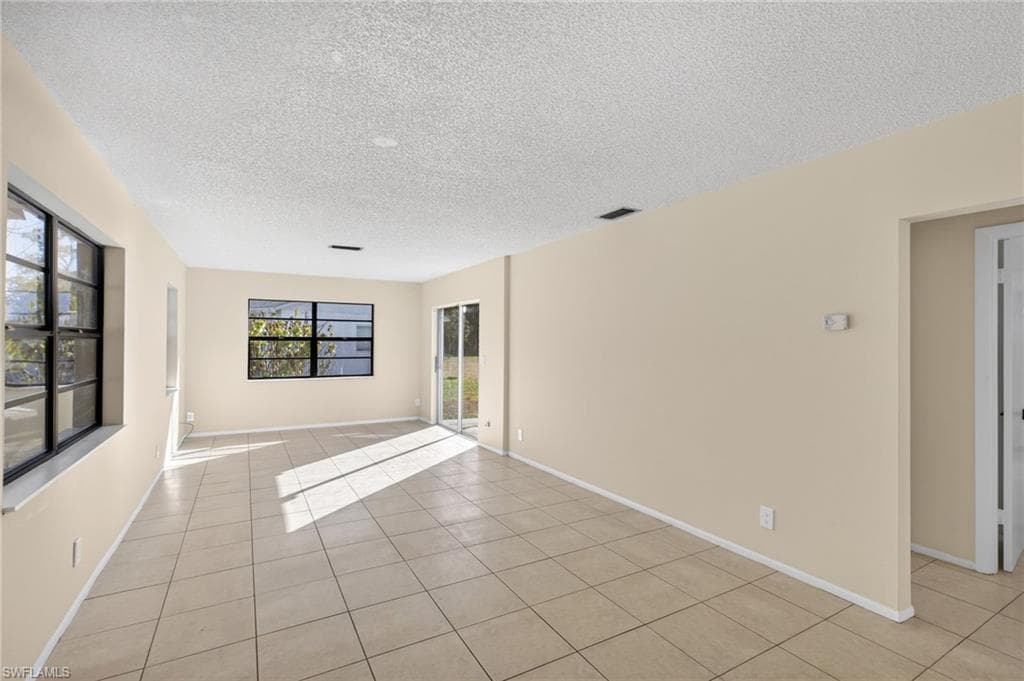 106 Stetson ST, LEHIGH ACRES FL 33936-17