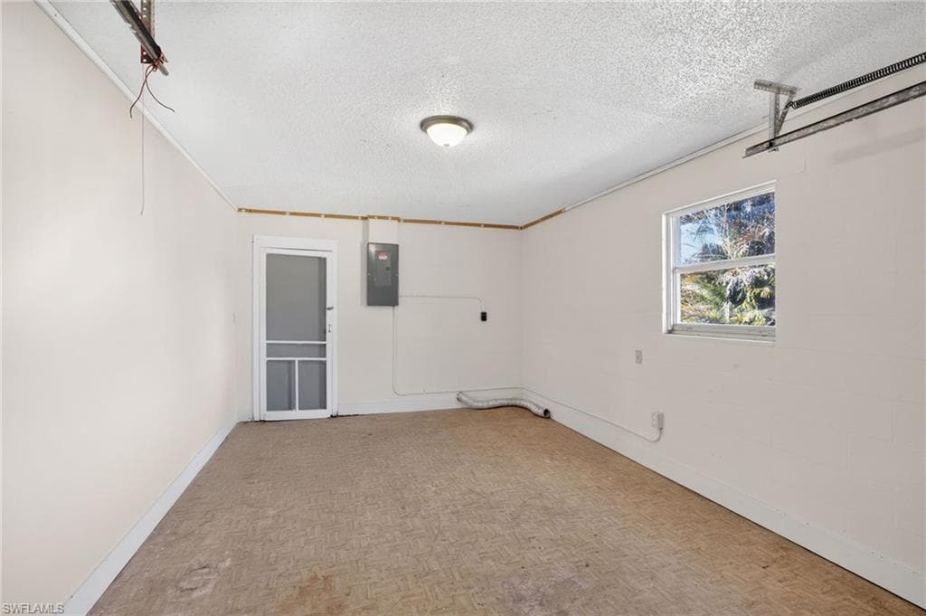 106 Stetson ST, LEHIGH ACRES FL 33936-30