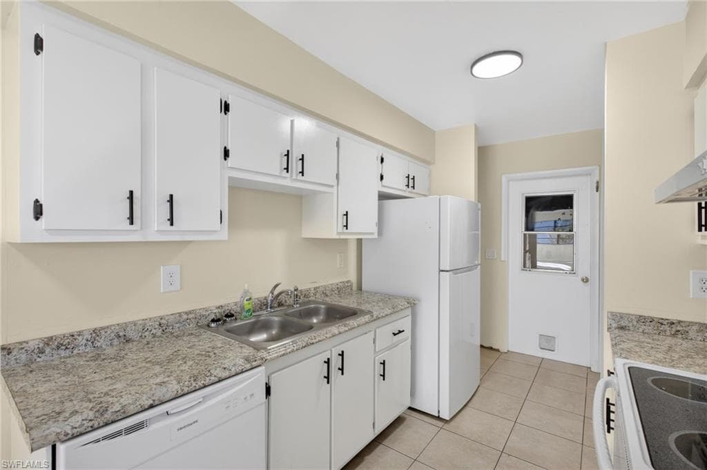 106 Stetson ST, LEHIGH ACRES FL 33936-20