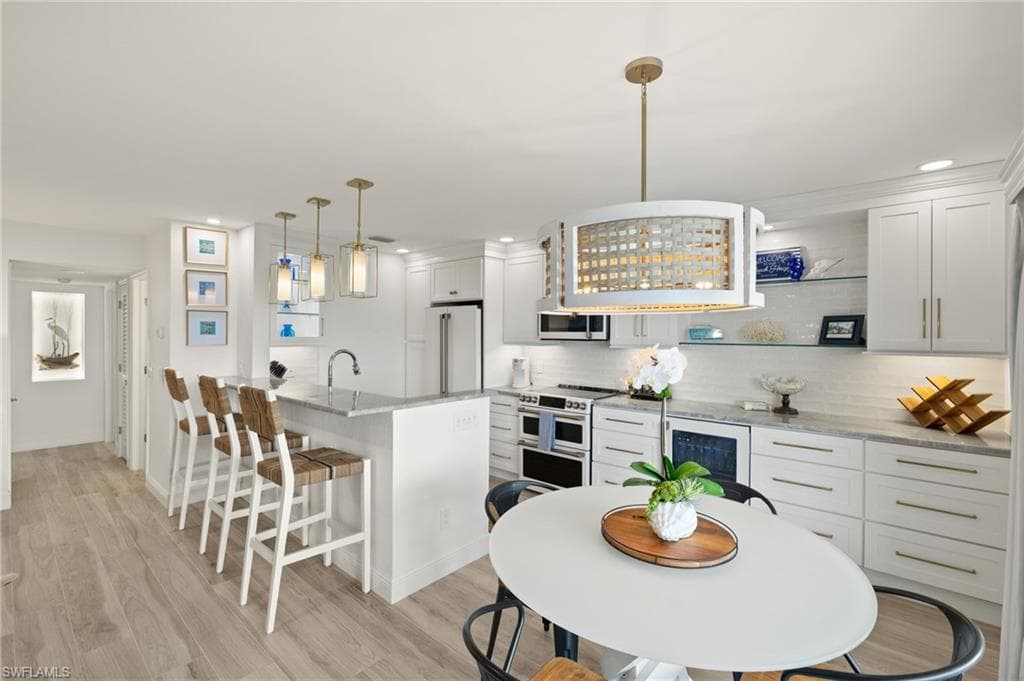 827 E Gulf DR # C6, SANIBEL FL 33957-9
