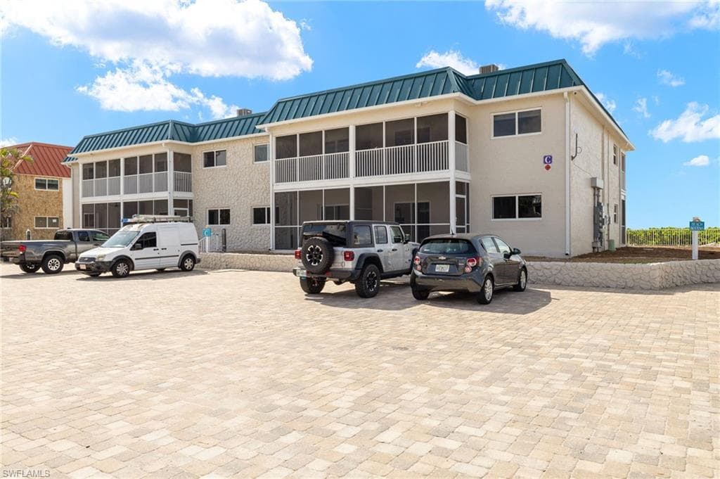 827 E Gulf DR # C6, SANIBEL FL 33957-28