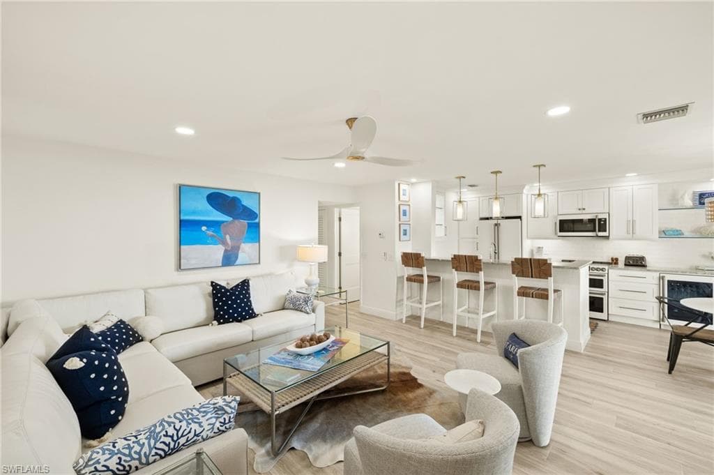 827 E Gulf DR # C6, SANIBEL FL 33957-7