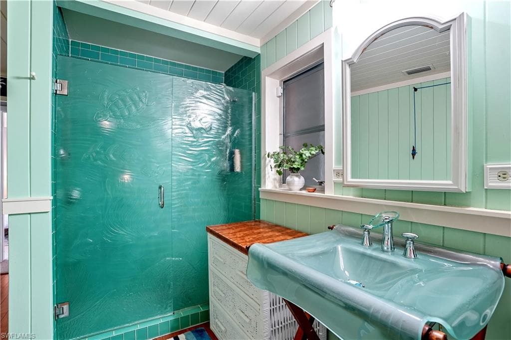 3332 SE 19th AVE, CAPE CORAL FL 33904-26