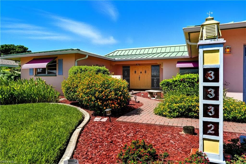 3332 SE 19th AVE, CAPE CORAL FL 33904-45