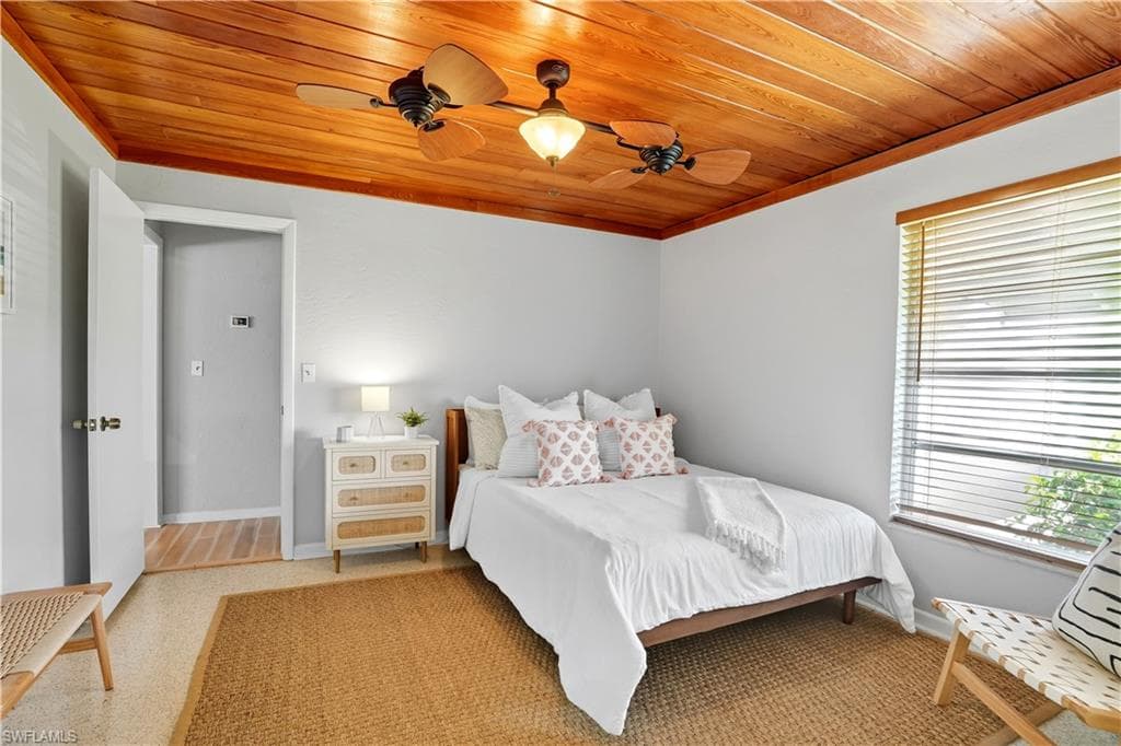 3332 SE 19th AVE, CAPE CORAL FL 33904-28