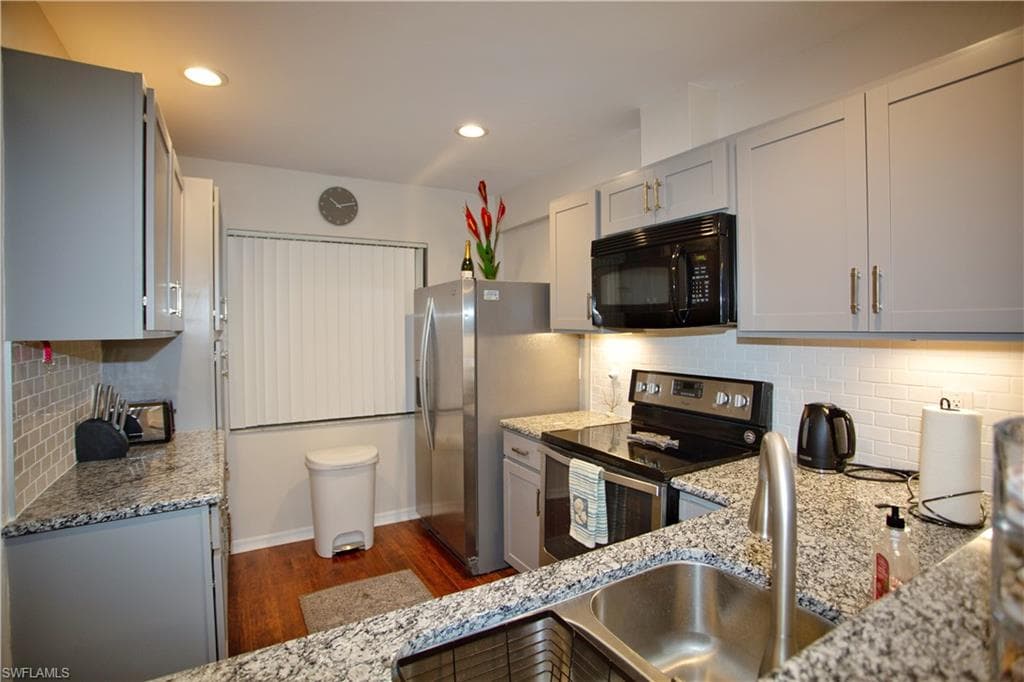 9871 Citadel LN # 208, BONITA SPRINGS FL 34135-11