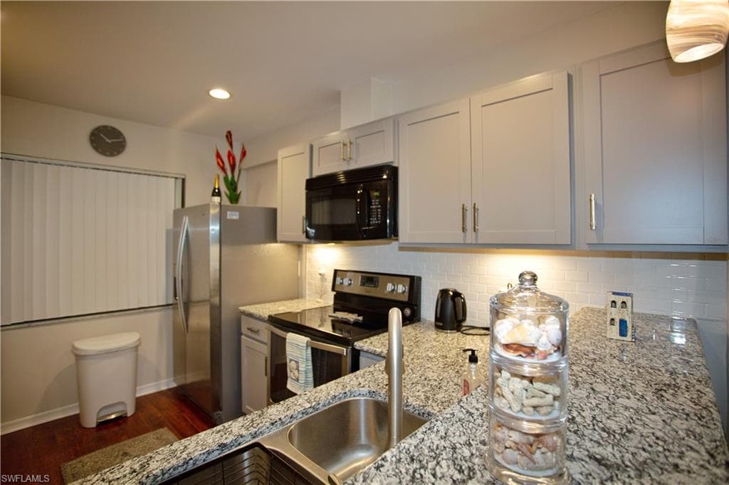 9871 Citadel LN # 208, BONITA SPRINGS FL 34135-10