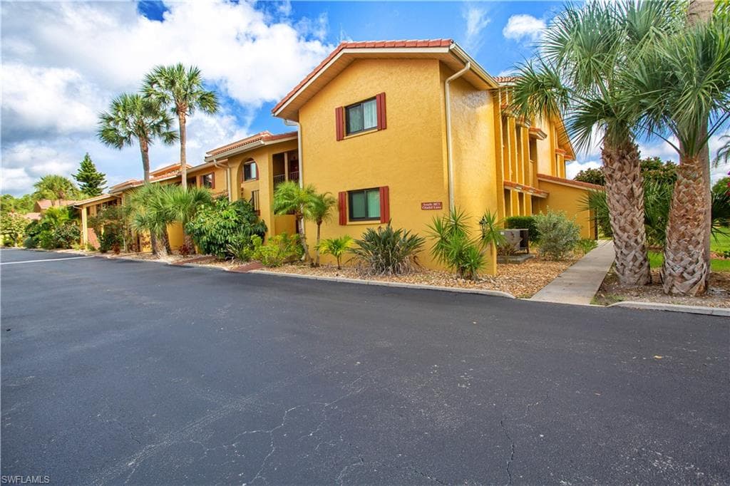 9871 Citadel LN # 208, BONITA SPRINGS FL 34135-3