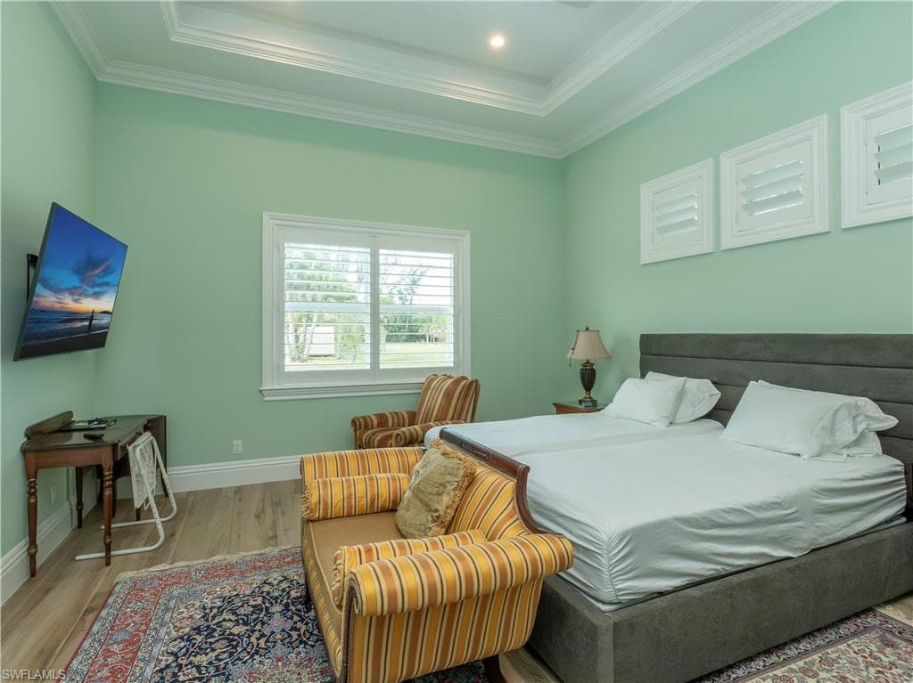 256 Price ST, NAPLES FL 34113-22