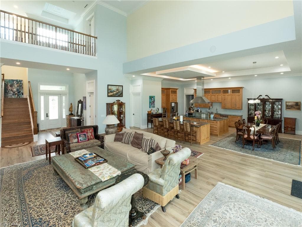 256 Price ST, NAPLES FL 34113-6