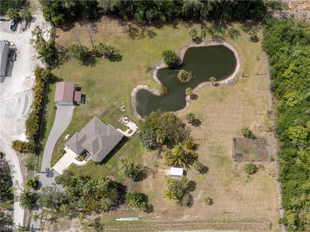 256 Price ST, NAPLES FL 34113-35