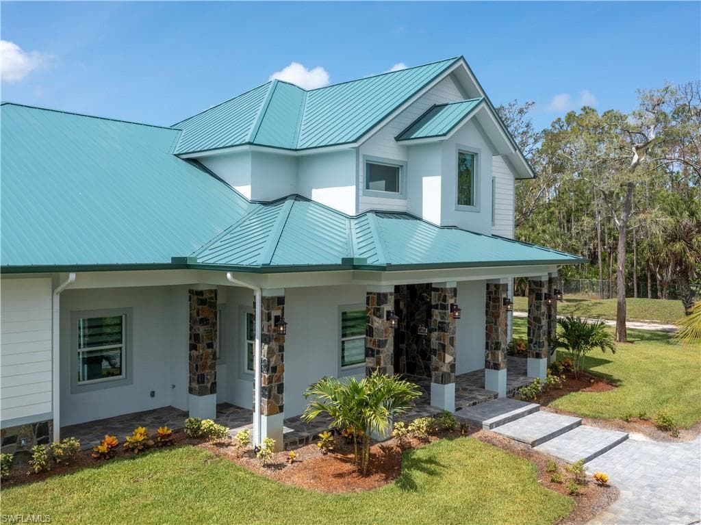 256 Price ST, NAPLES FL 34113-28