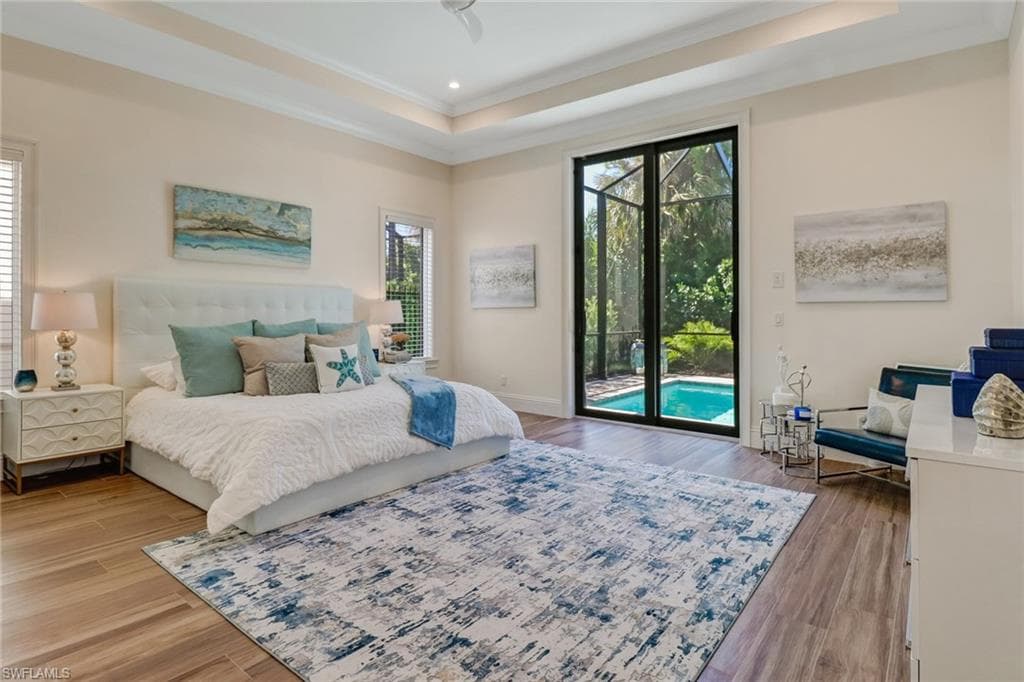 2875 Coco Lakes DR, NAPLES FL 34105-10