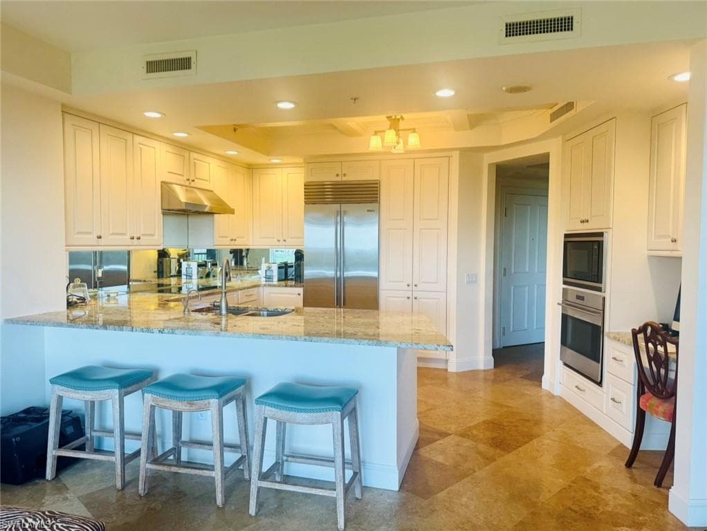 7575 Pelican Bay BLVD # 505, NAPLES FL 34108-3