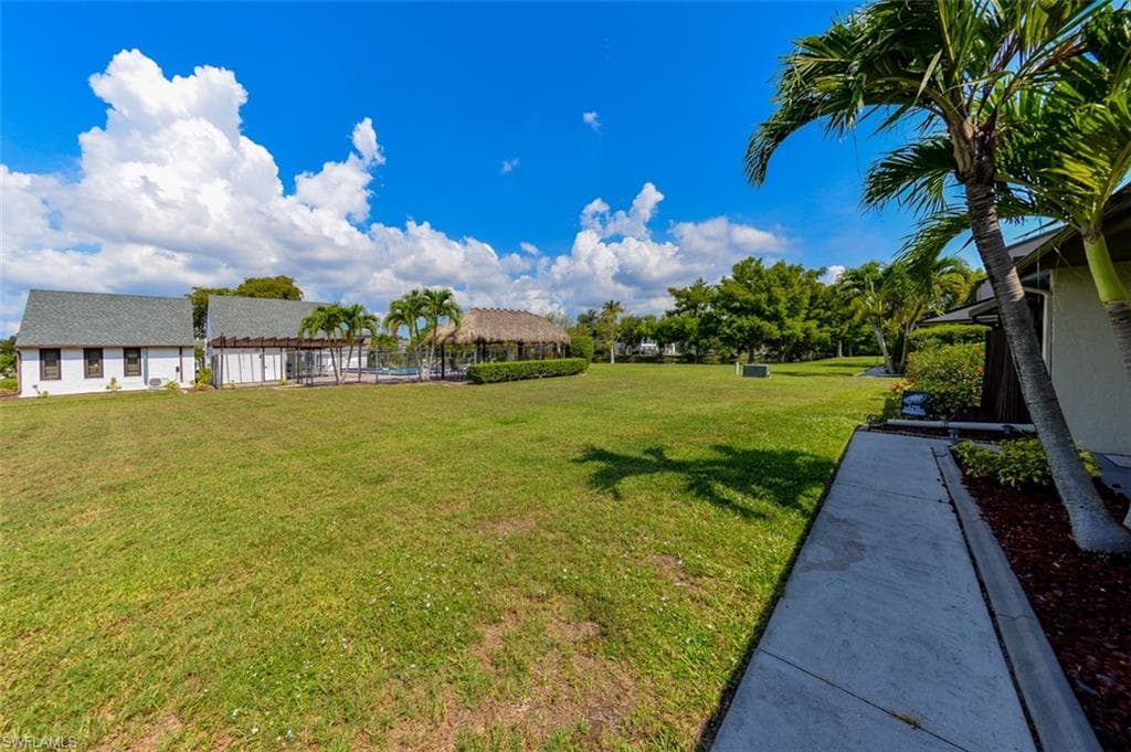 12964 Meadowood CT, FORT MYERS FL 33919-2