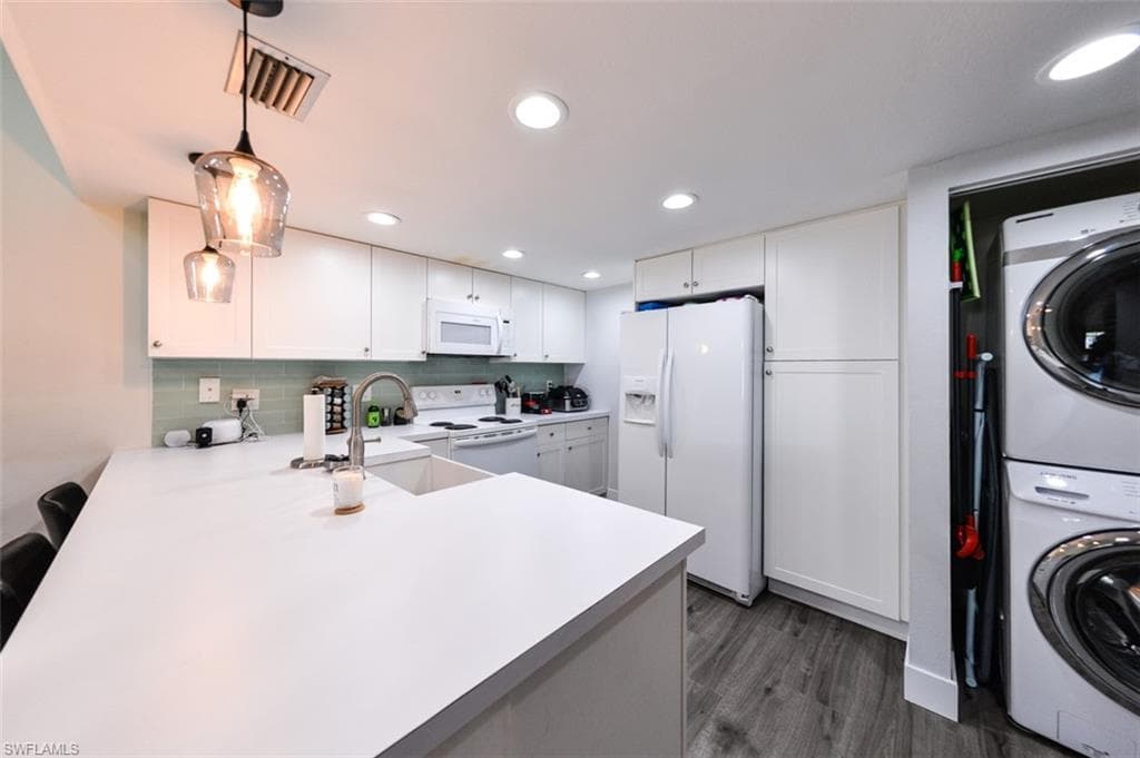 12964 Meadowood CT, FORT MYERS FL 33919-17