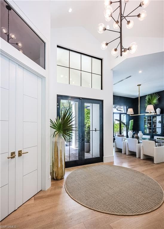 681 Katemore LN, NAPLES FL 34108-3