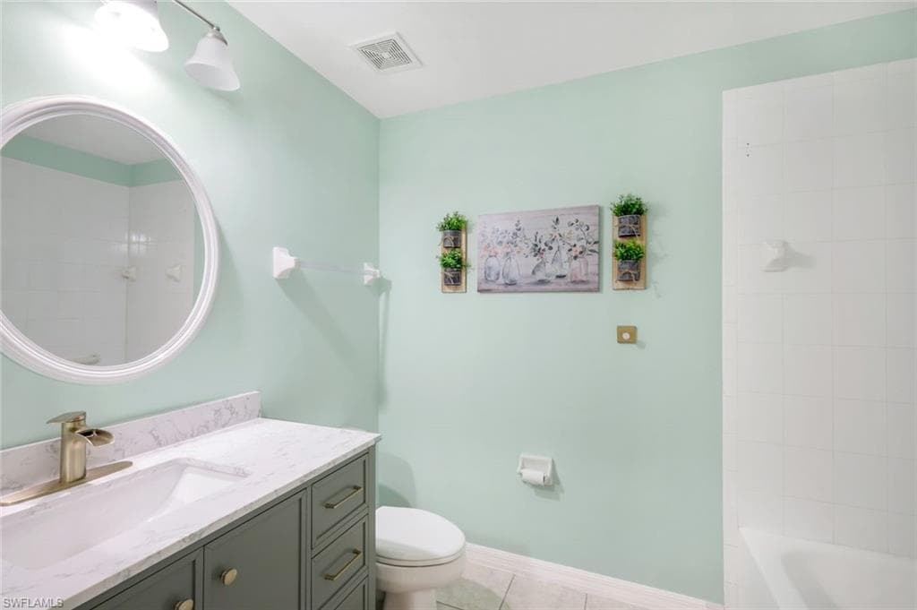 1089 Winding Pines CIR # 106, CAPE CORAL FL 33909-16