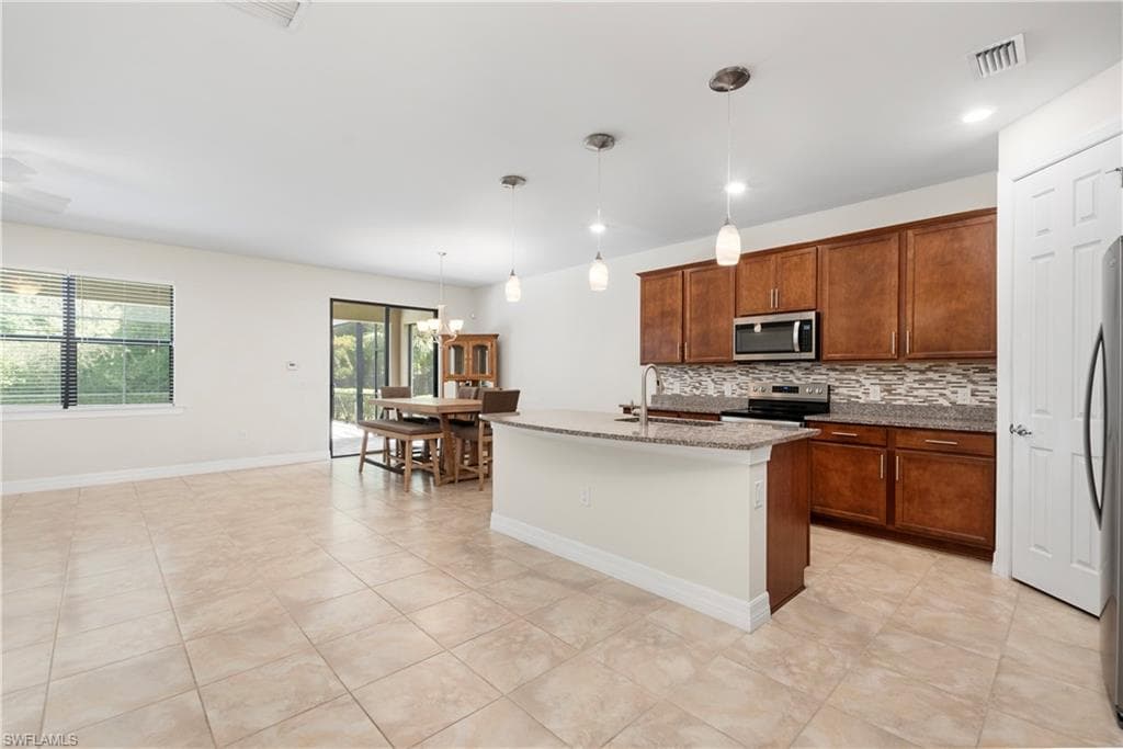 3322 Hampton BLVD, ALVA FL 33920-19