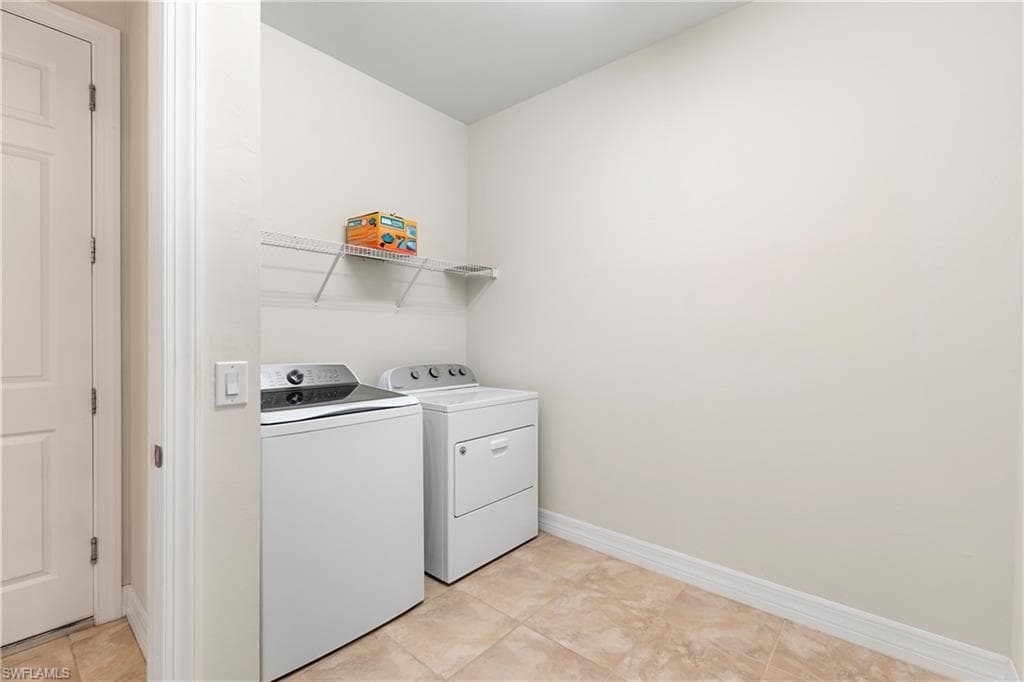 3322 Hampton BLVD, ALVA FL 33920-18