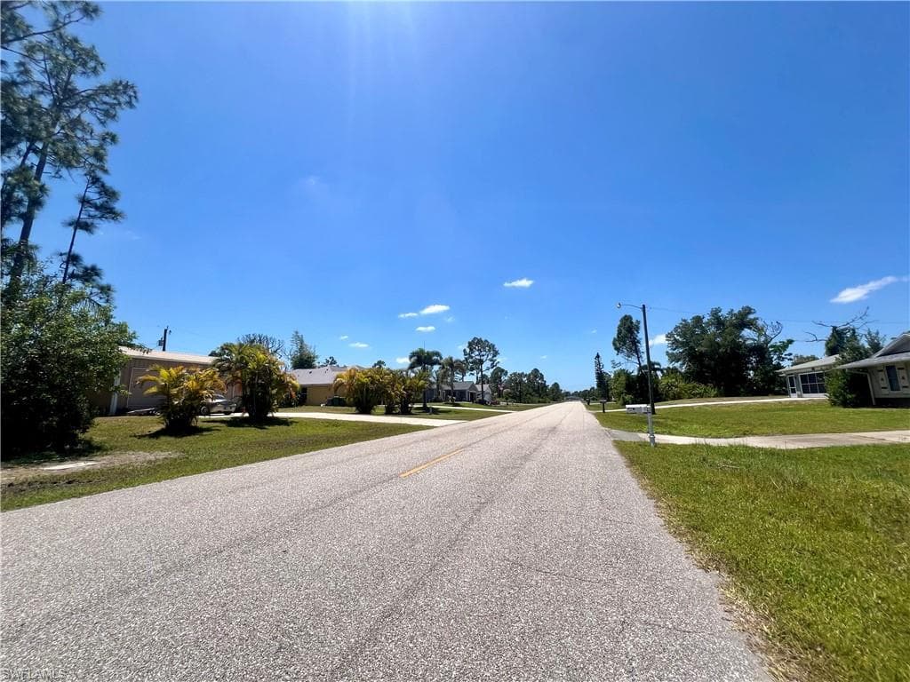 6361 David BLVD, PORT CHARLOTTE FL 33981-2