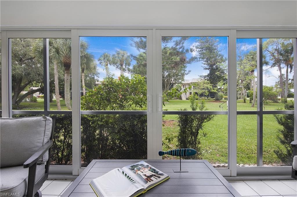 1549 Sandpiper ST # 89, NAPLES FL 34102-16