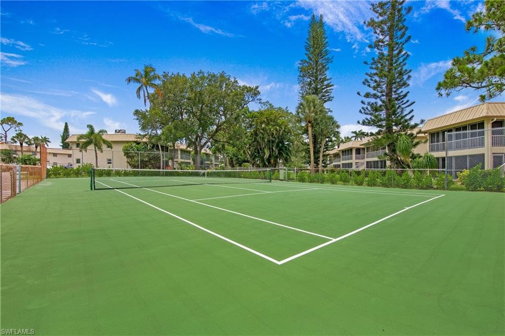 1549 Sandpiper ST # 89, NAPLES FL 34102-19