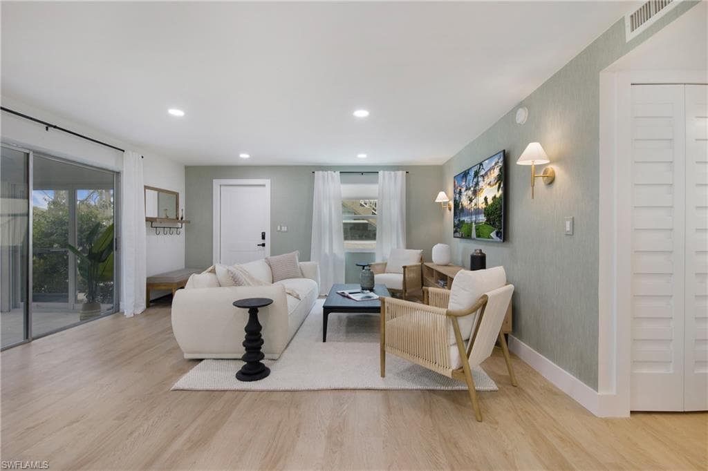 1549 Sandpiper ST # 89, NAPLES FL 34102-3