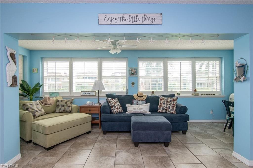 1400 Pompei LN # 21, NAPLES FL 34103-4