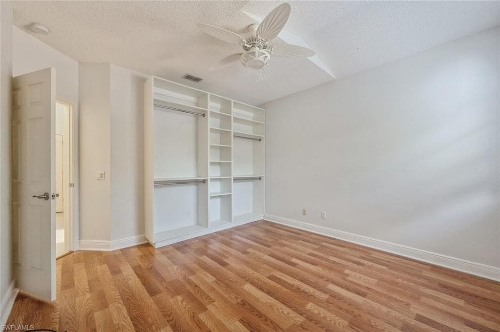 74 Silver Oaks CIR # 202, NAPLES FL 34119-24