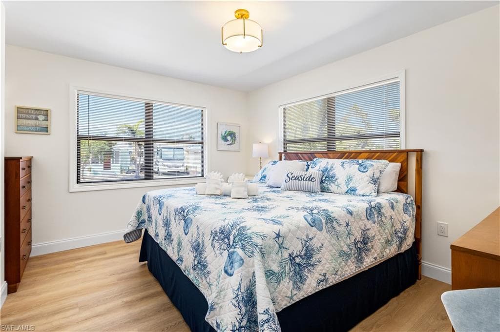 250 Ohio AVE, FORT MYERS BEACH FL 33931-21