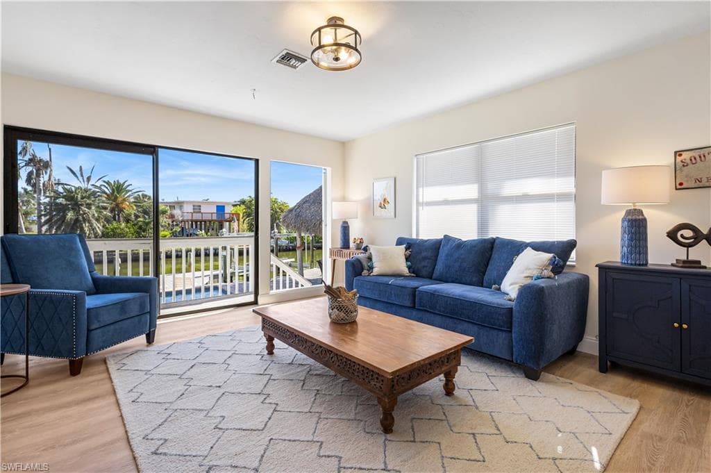 250 Ohio AVE, FORT MYERS BEACH FL 33931-19