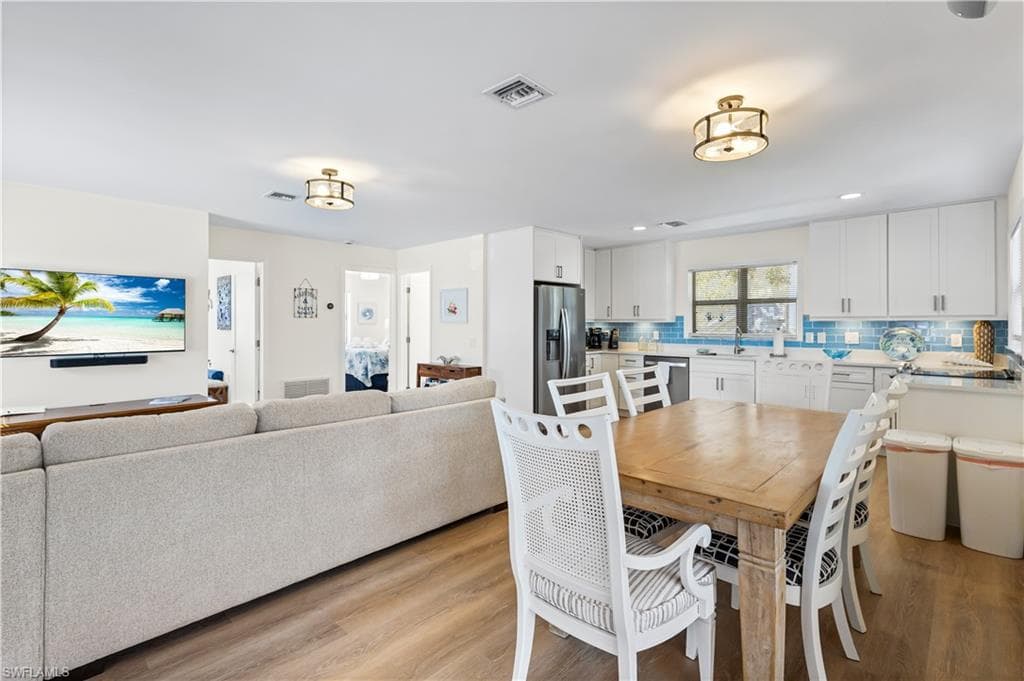 250 Ohio AVE, FORT MYERS BEACH FL 33931-14