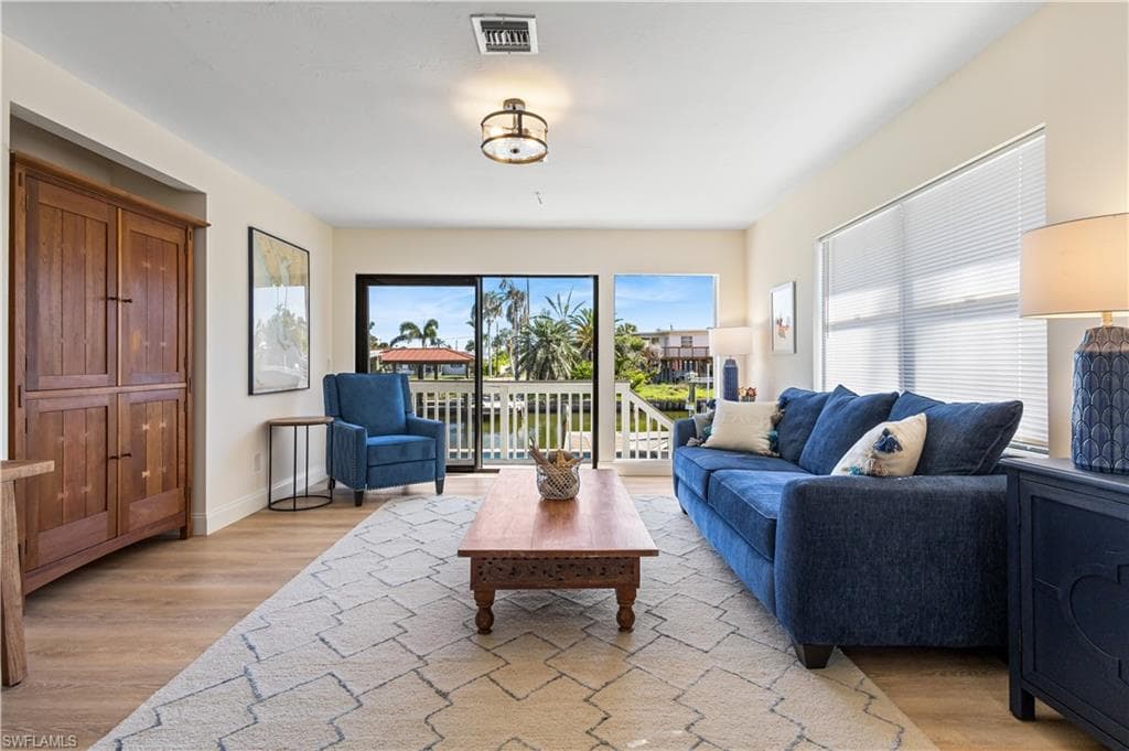 250 Ohio AVE, FORT MYERS BEACH FL 33931-18