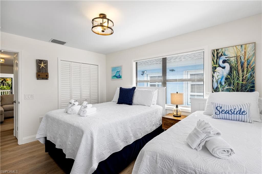 250 Ohio AVE, FORT MYERS BEACH FL 33931-28