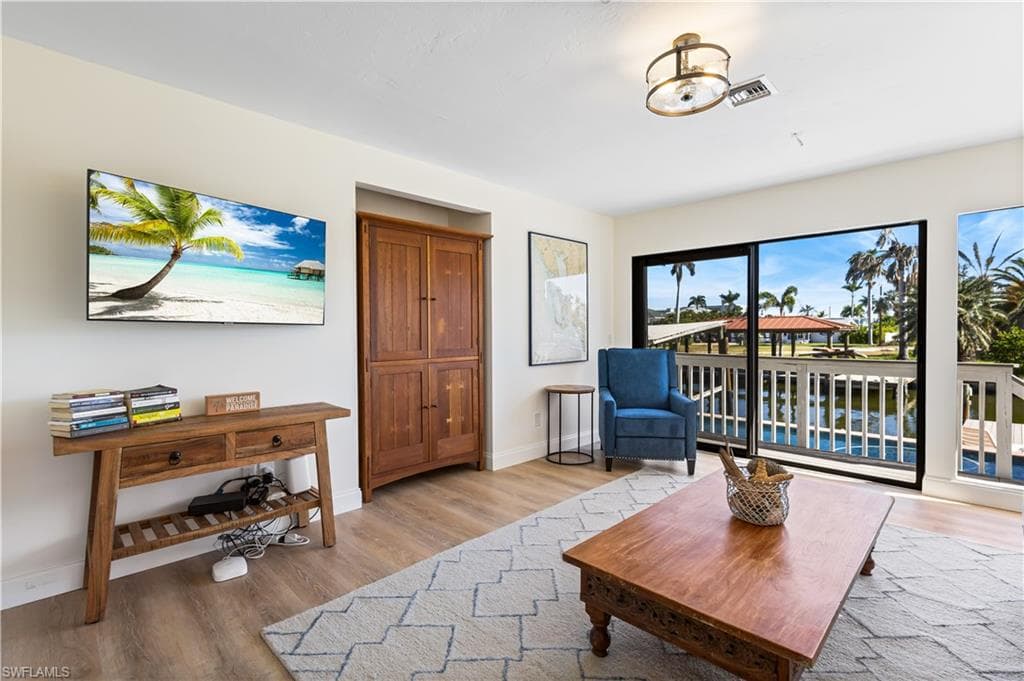 250 Ohio AVE, FORT MYERS BEACH FL 33931-20