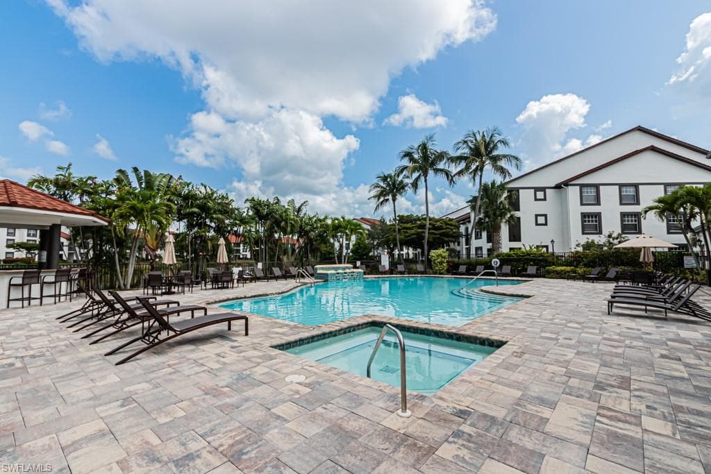 7935 Preserve CIR # 416, NAPLES FL 34119-4